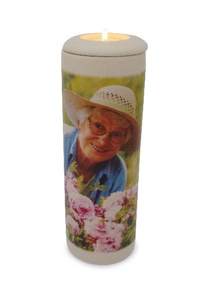 Photo cylinder urn