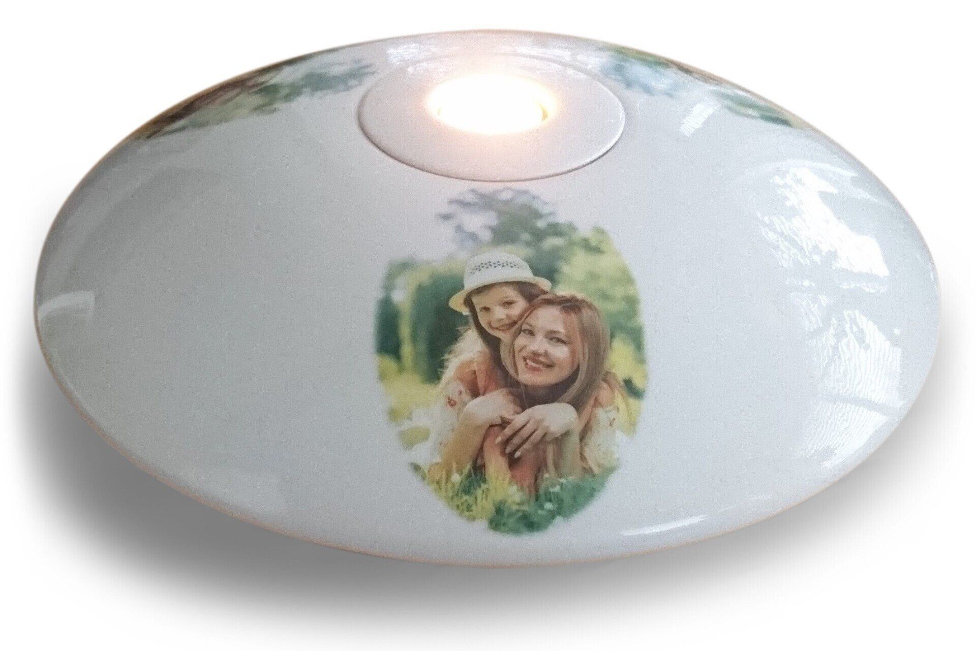 Urn bowl with memorable own photo