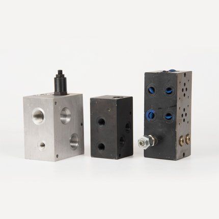 Hydraulic components 
