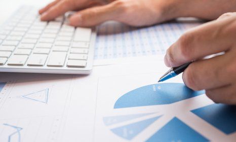 Produce, check and submit a VAT return