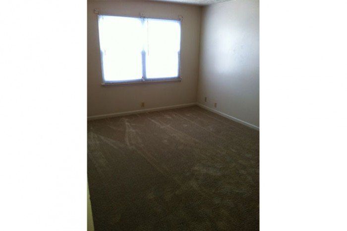 Easy Manor interior bedroom photo