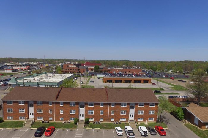 Aerial view of Fairway Plaza Apartments