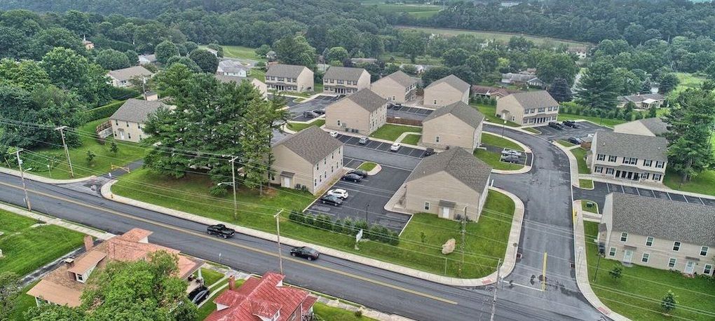SPRINGDALE GARDENS TOWNHOMES - LUXURY TWO & THREE BEDROOM UNITS