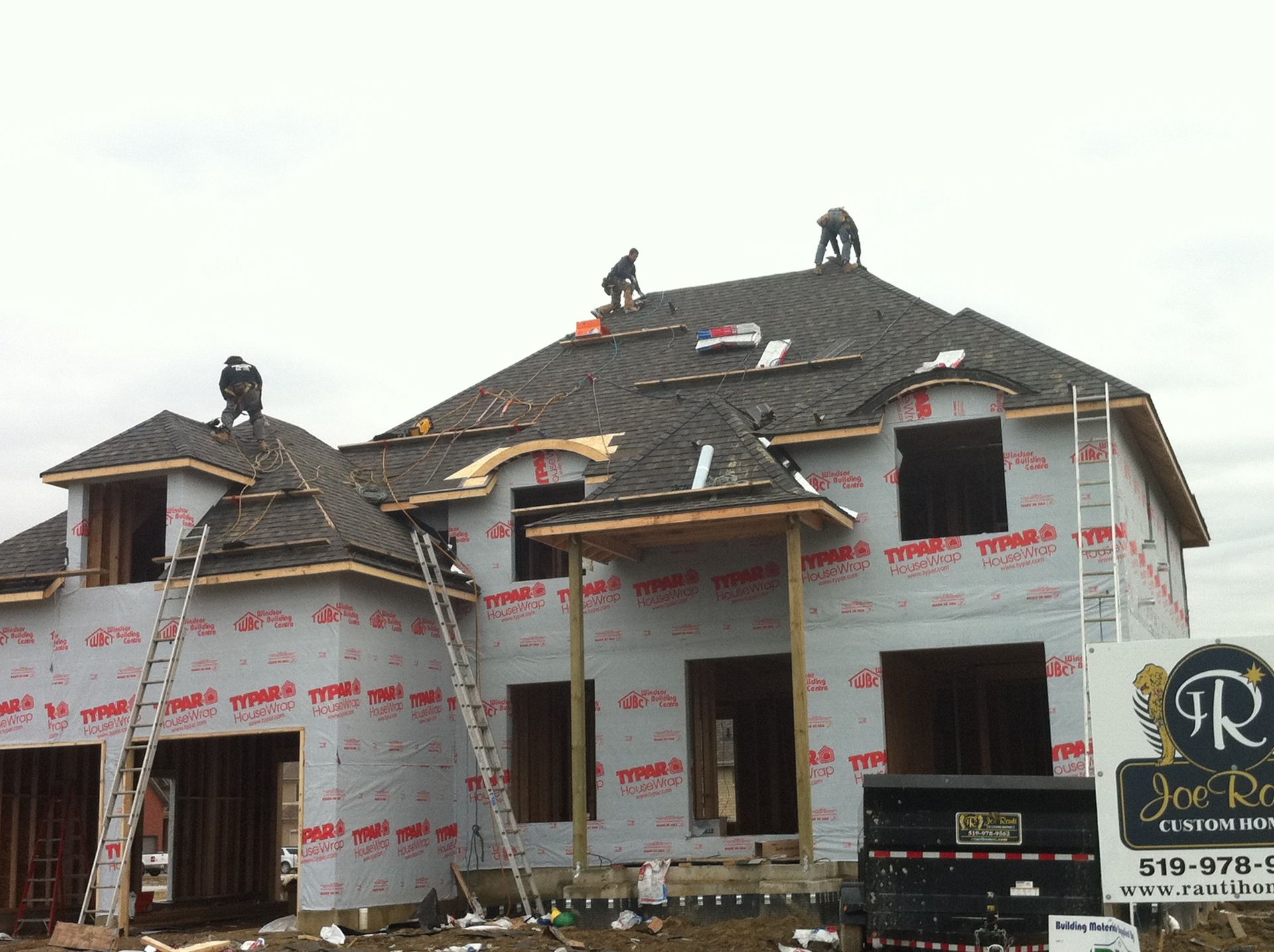 Windsor Roofing  Shingles