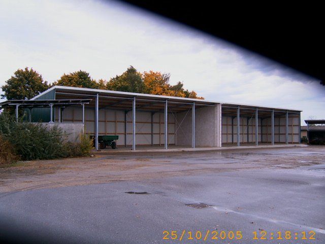 A photo of a building taken on 25/10/2006