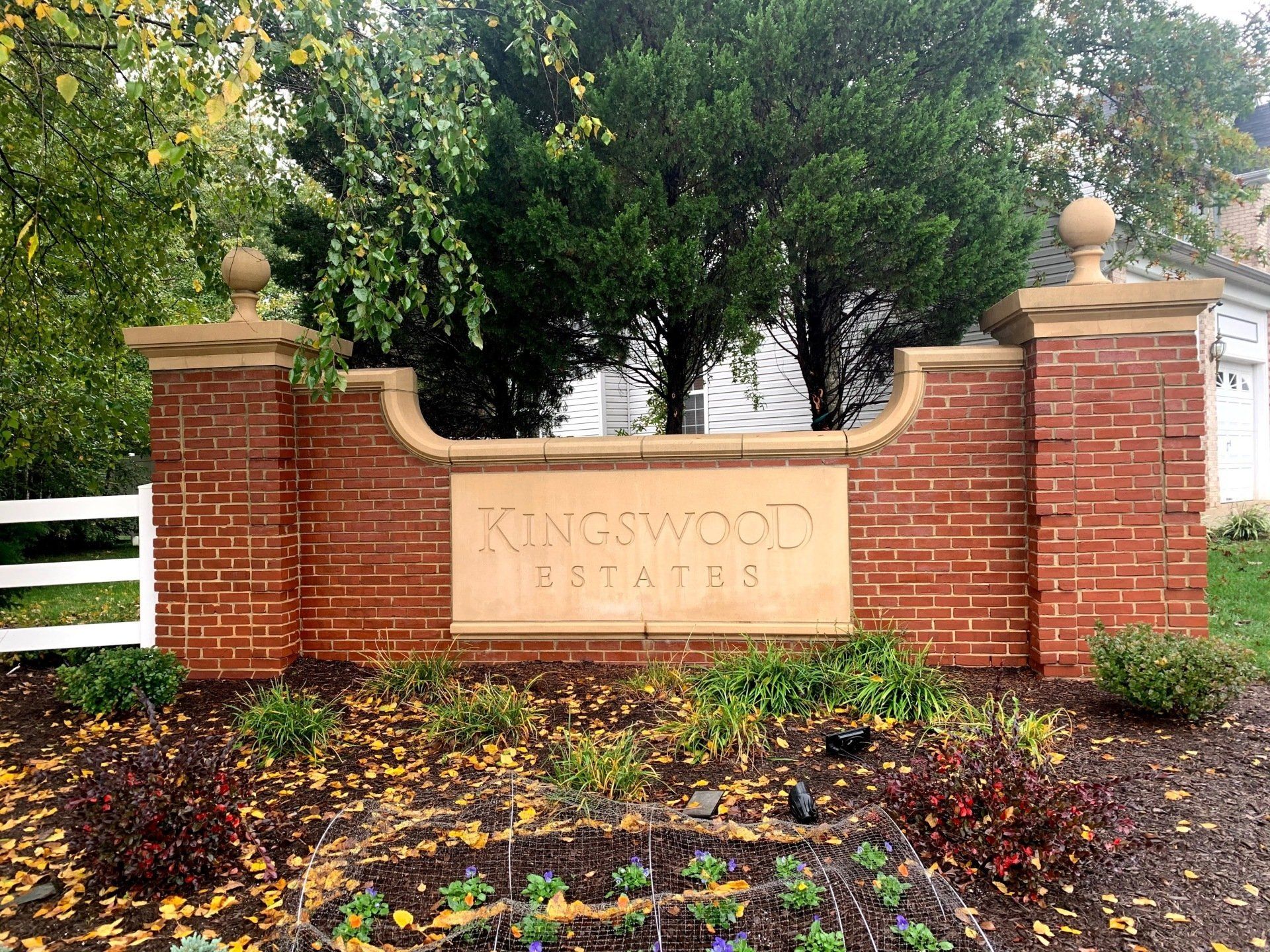 kingwood-estates-clean-sign