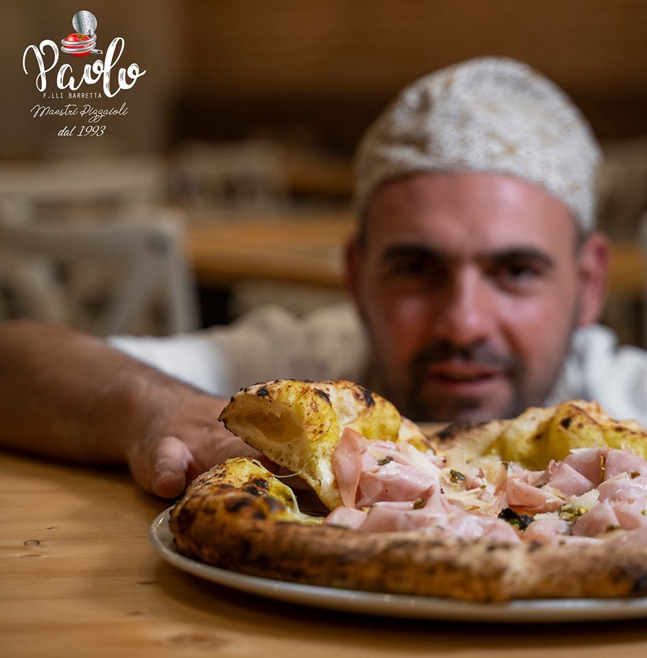 pizza napoletana con prosciutto cotto