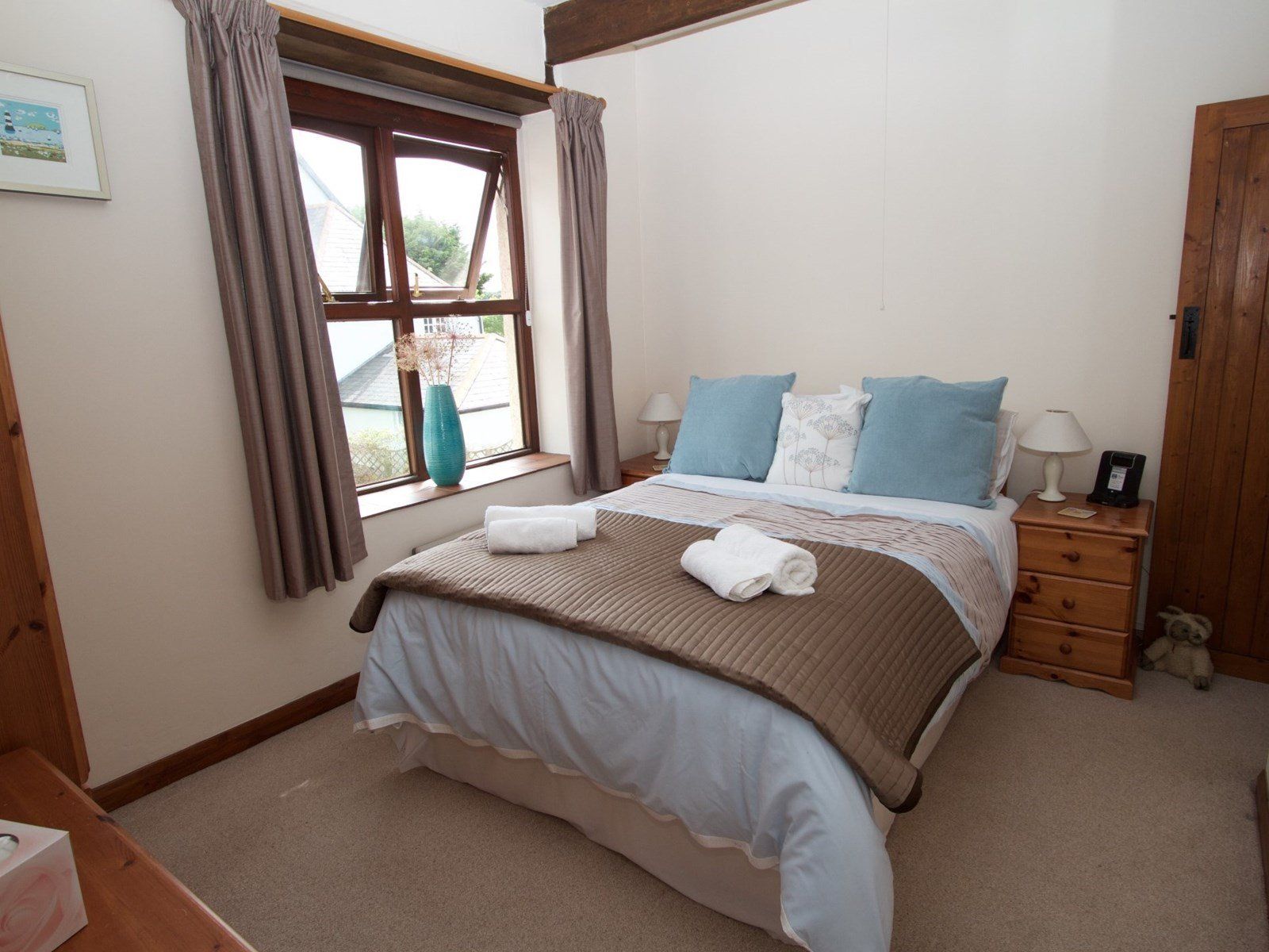 Bedroom 2 - Blackbird Cottage