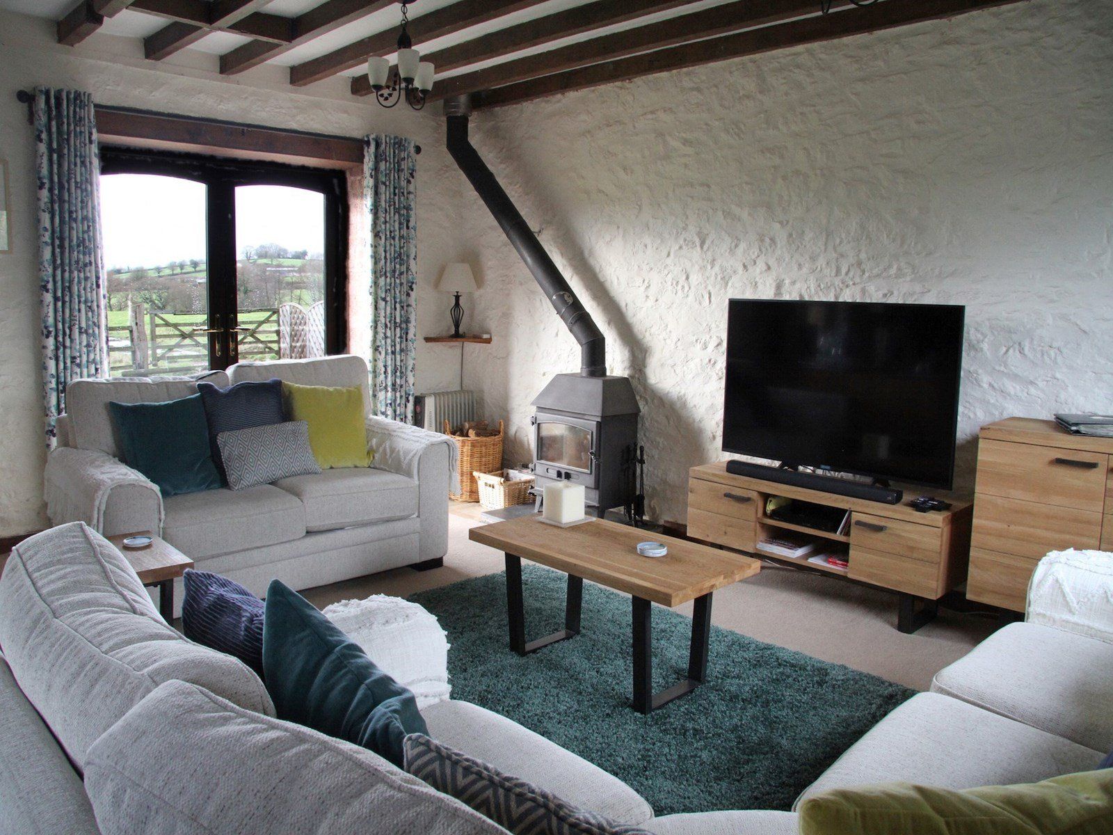 Living Area - Blackbird Cottage