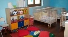 giochi per bambini, lettini per bambini, educatrici per bambini giochi per bambini, lettini per bambini, educatrici per bambini