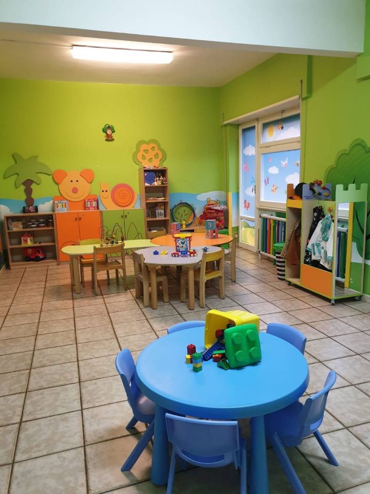 interno asilo nido
