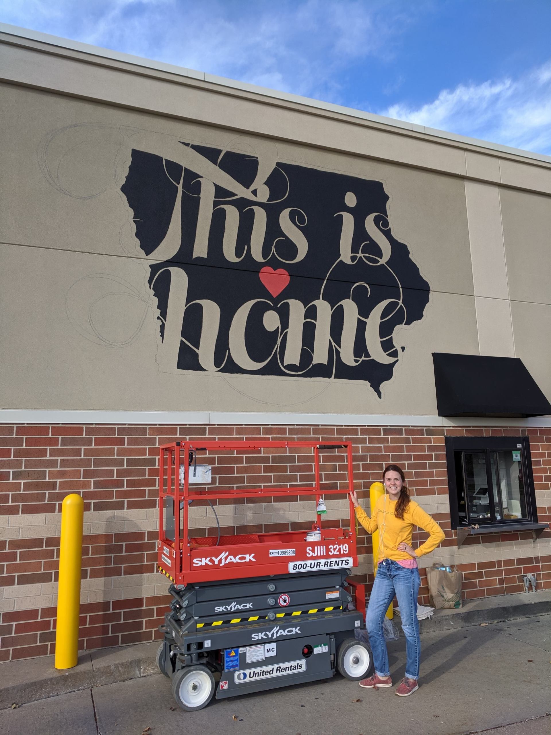 Tina Ehrlich mural artist, Cafe Diem