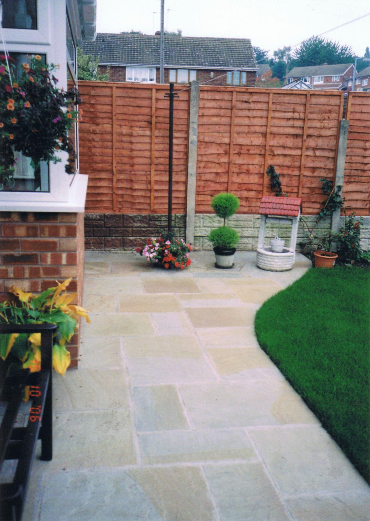 Fossil Mint Sandstone Patio