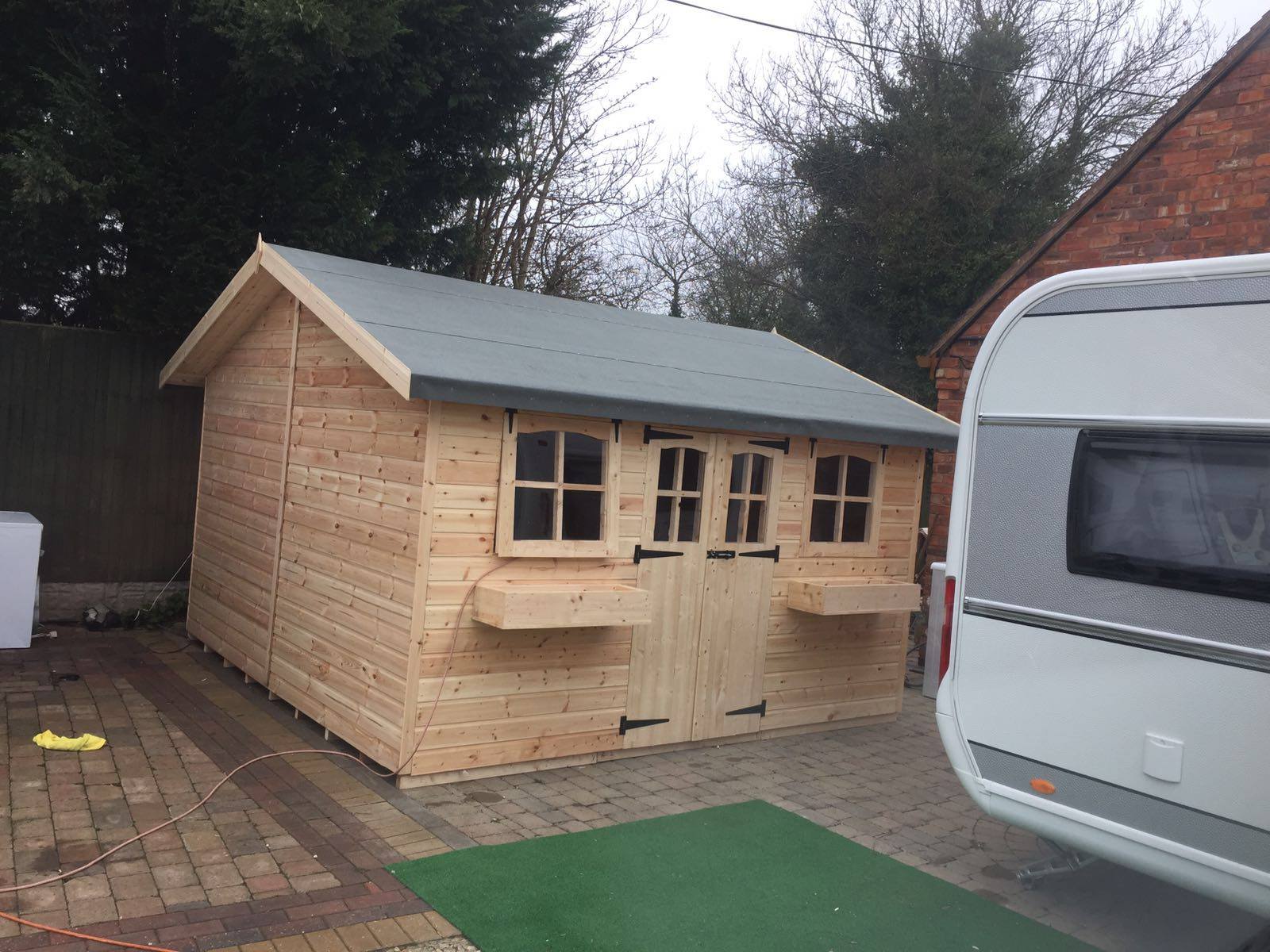 19mm Cladded Summerhouse Cabin