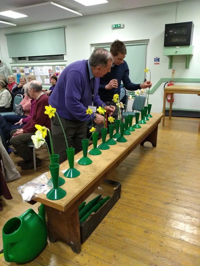 Steve Austin judges the narcissi, with Chairman Glenn Duggan