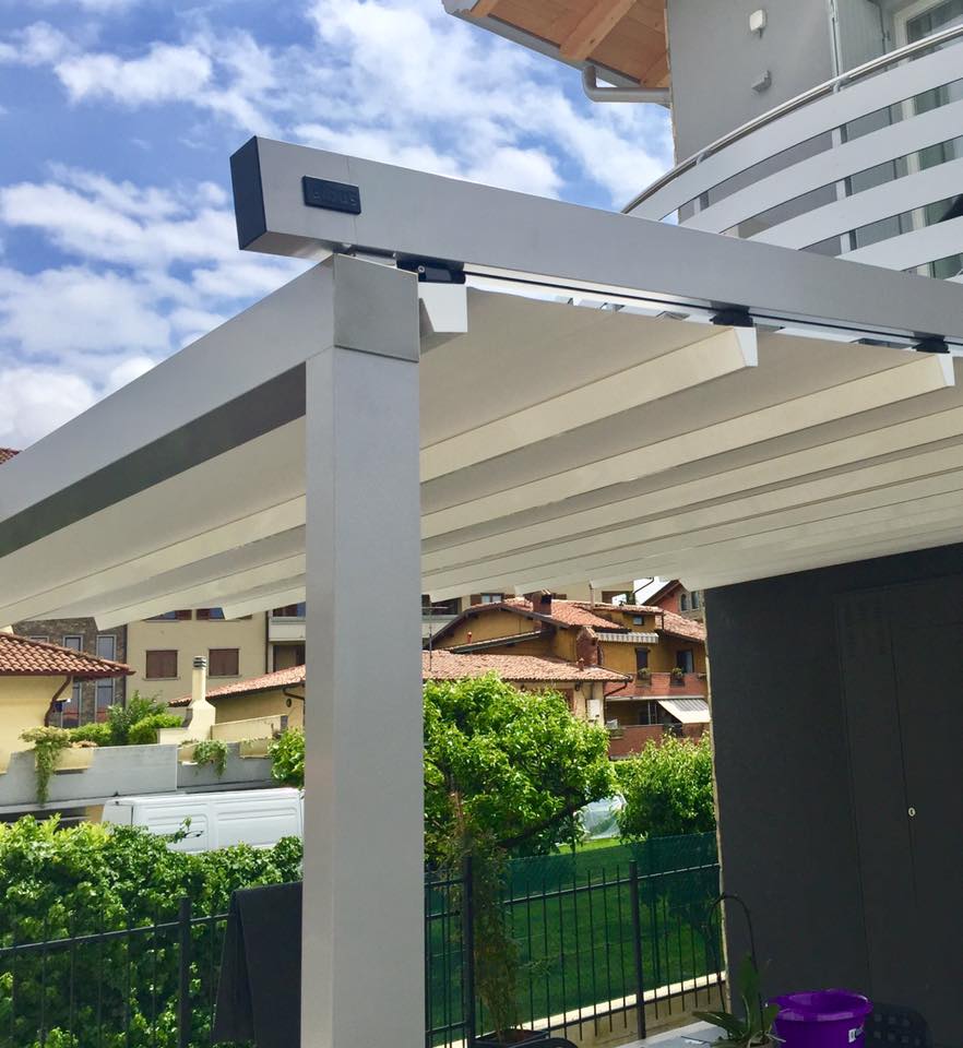 Pergola bianca