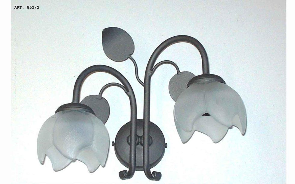 lampadario da muro in ferro battuto