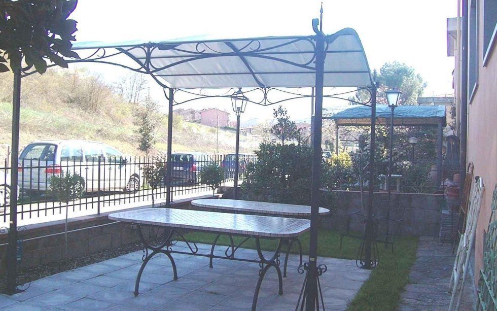 gazebo in ferro battuto