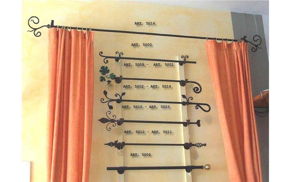 Pali per tende in ferro battuto