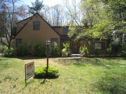 siding installation by Arrow Home Improvements in Seaford NY
