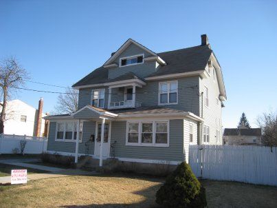 siding installation by Arrow Home Improvements in Seaford NY