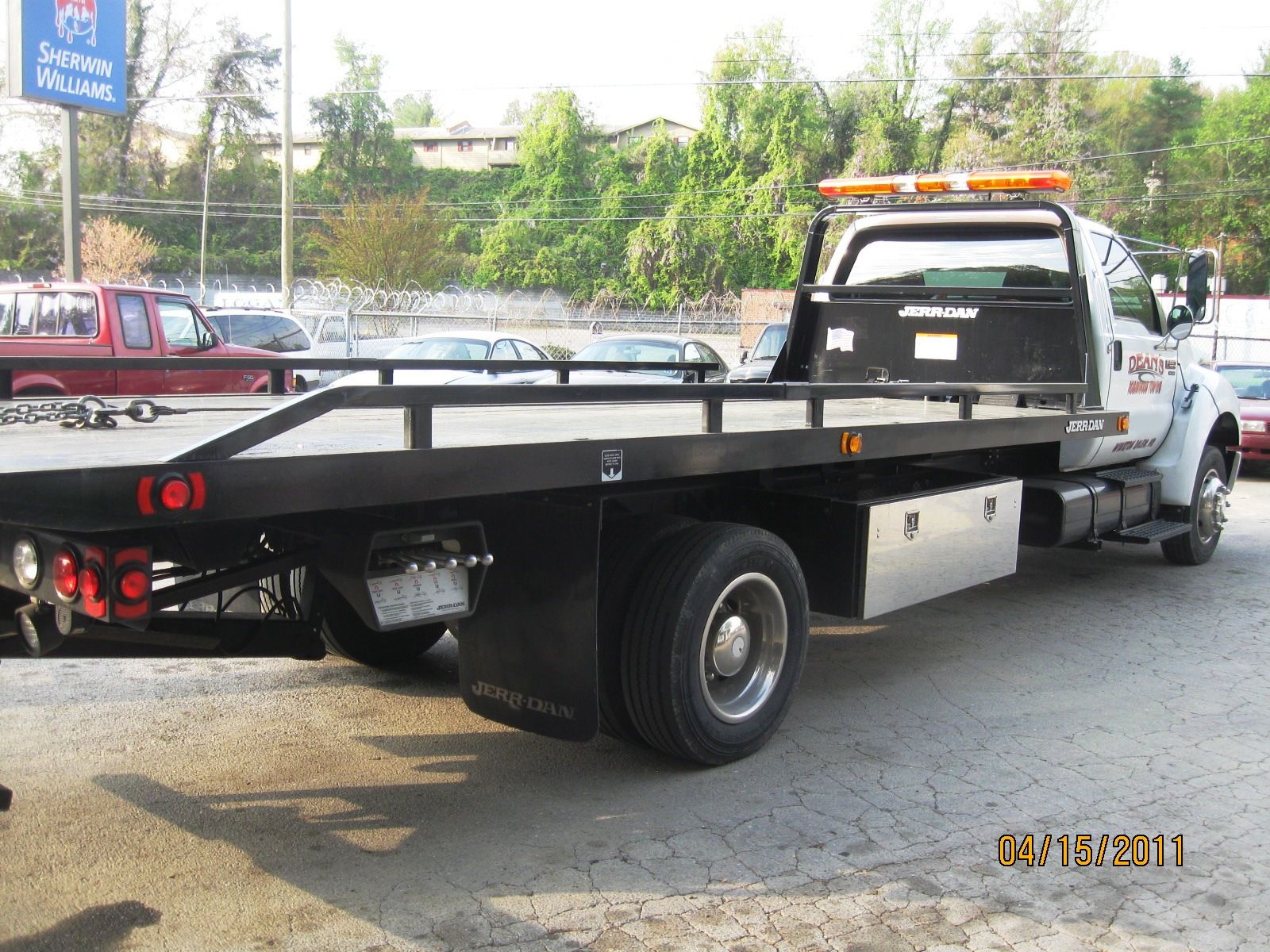 White Towing Truck in Winston-Salem, NC