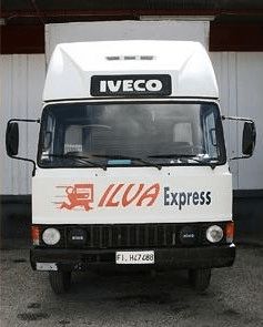 Furgone Iveco per il trasporto merci