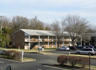 Riverside Park Apartments