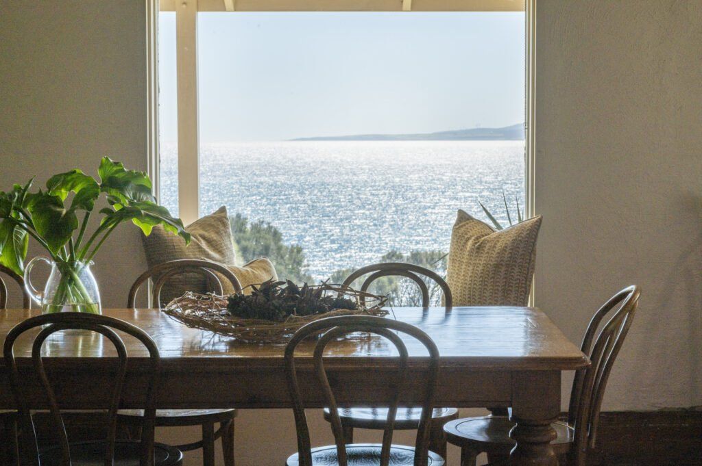 Self-contained kitchen Antechamber Bay Retreats