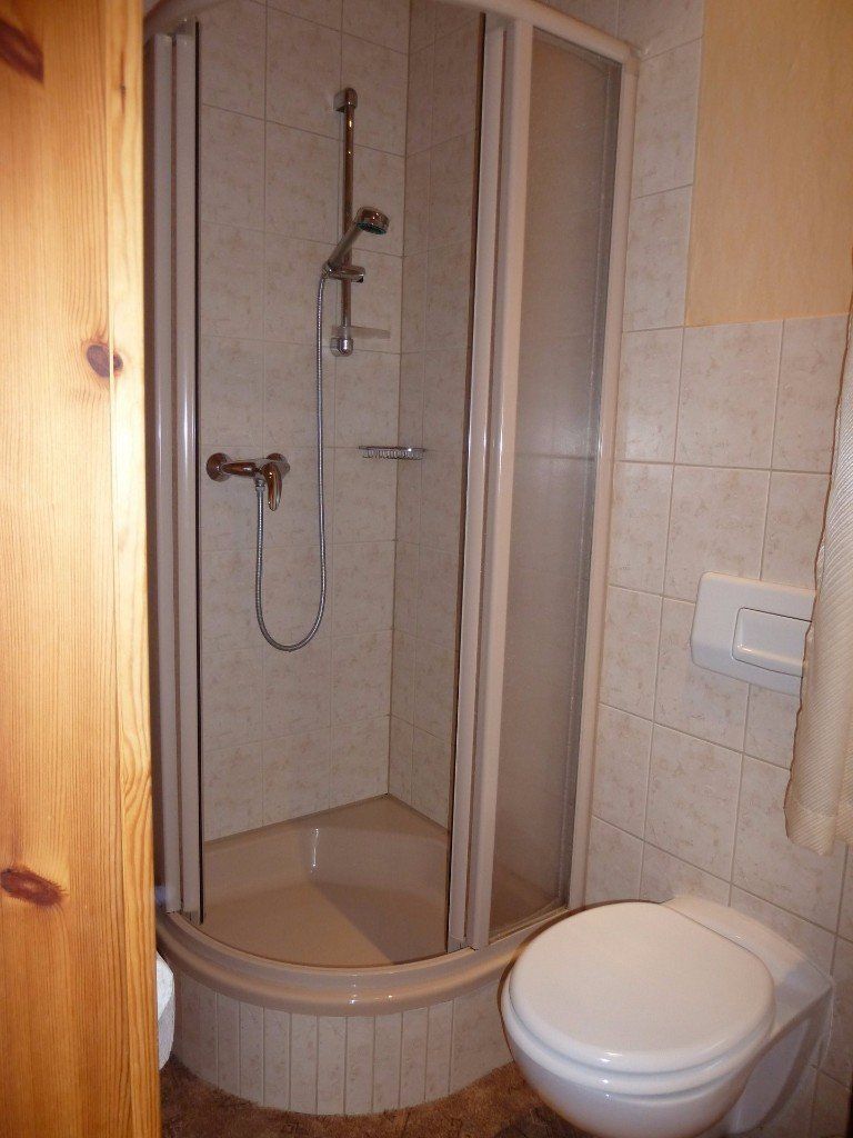Ferienwohnung 4 Dusche