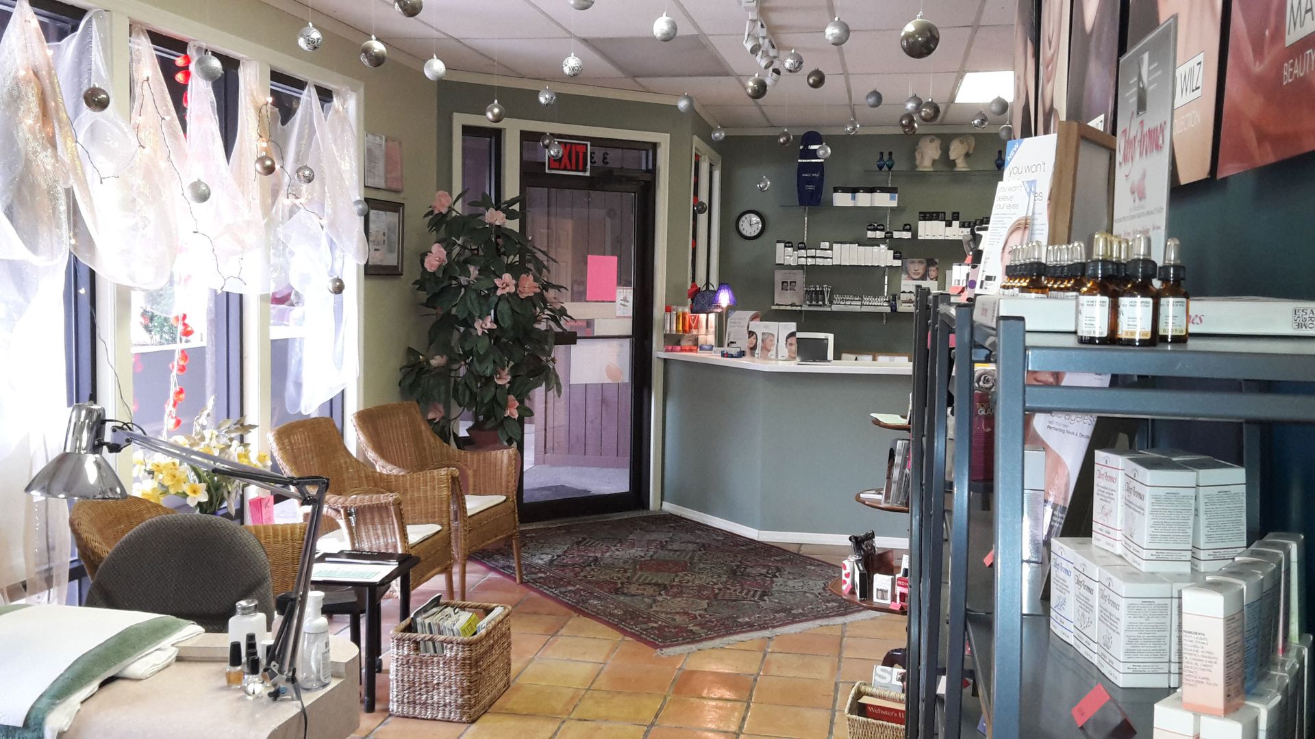 Professional makeup by experts in Inverness, FL