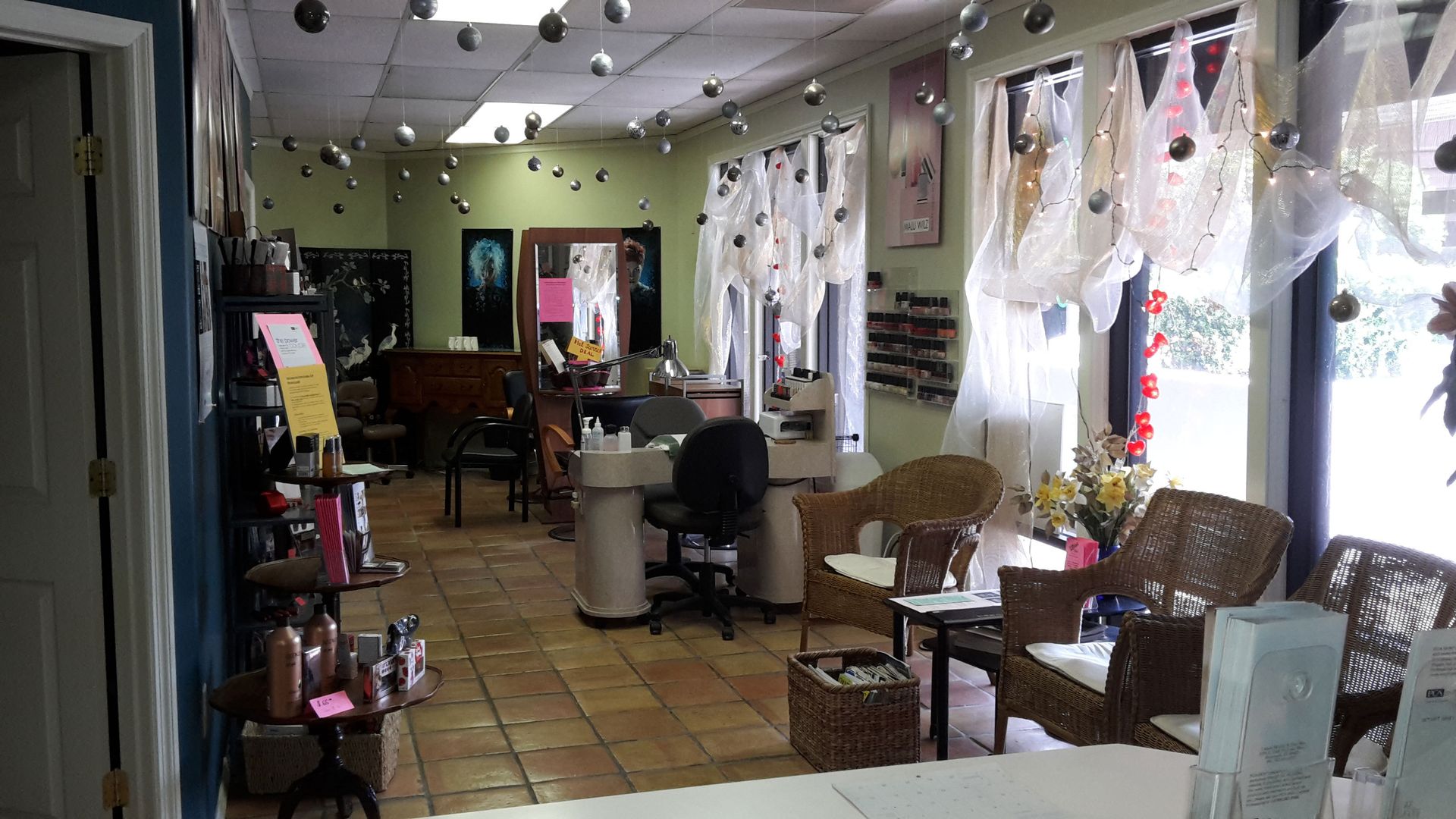 Professional makeup by experts in Inverness, FL