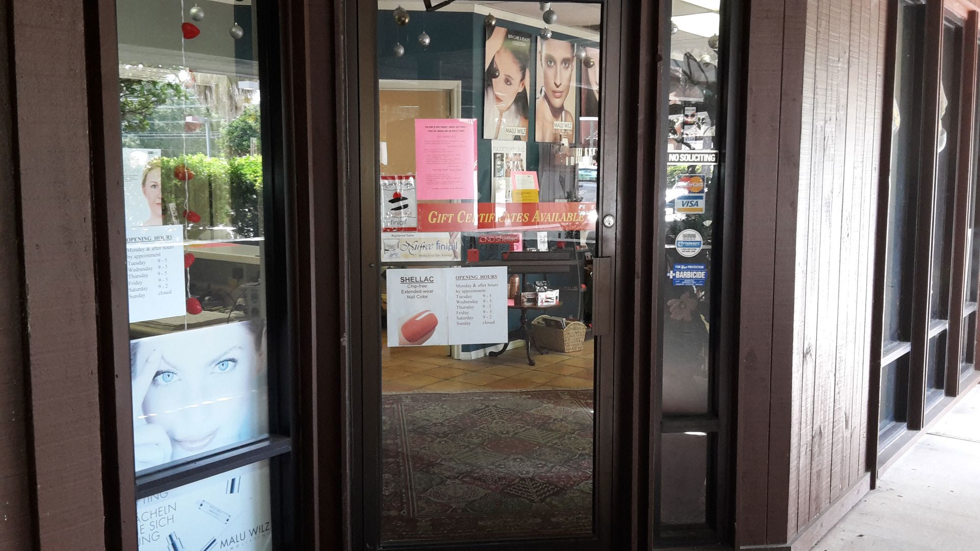 Professional makeup apparatus in Inverness, FL
