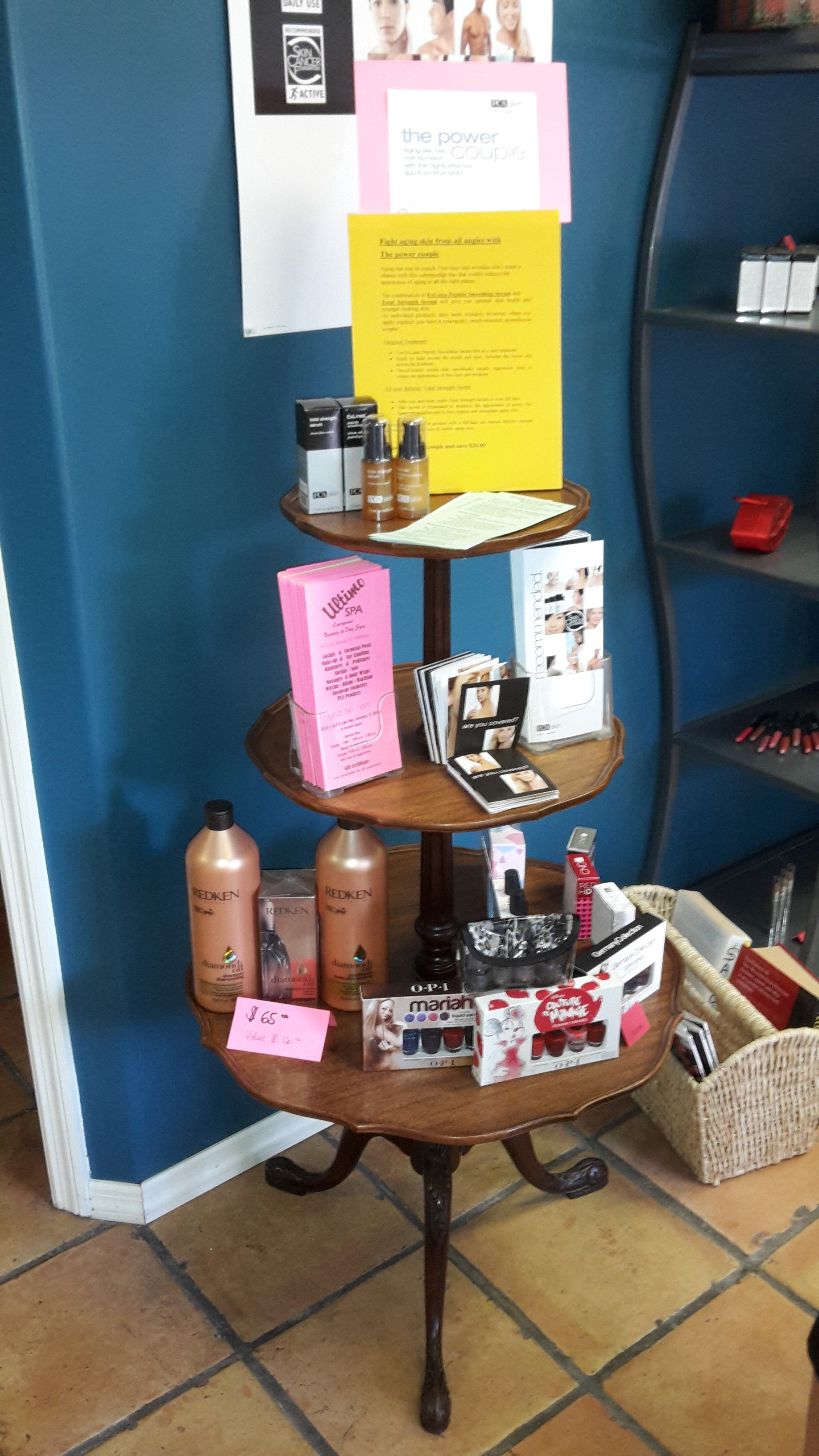 Professional makeup apparatus in Inverness, FL