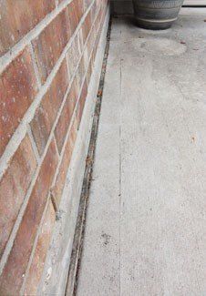 Gap Amour used on concrete to fill gap