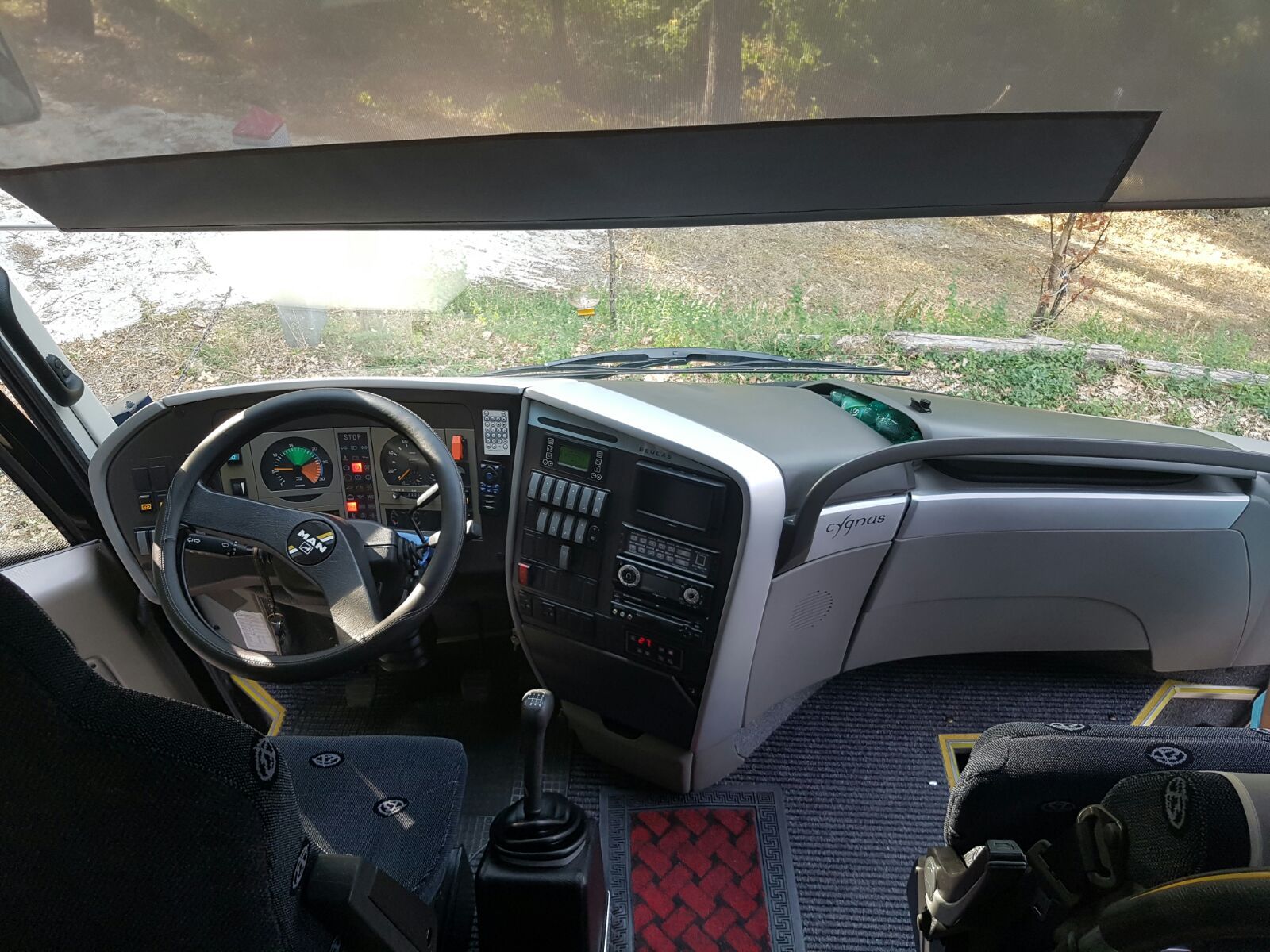 cruscotto di un minibus