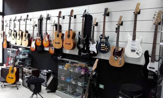 noleggio strumenti musicali e attrezzature
