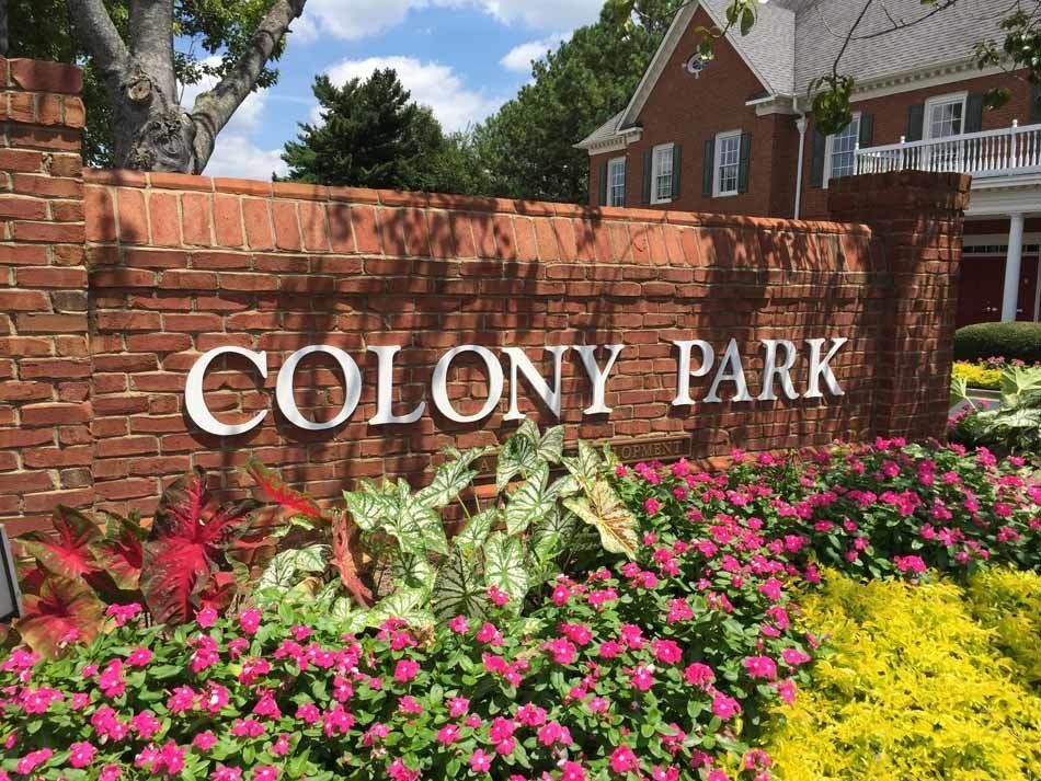 Colony Park brick entrance sign