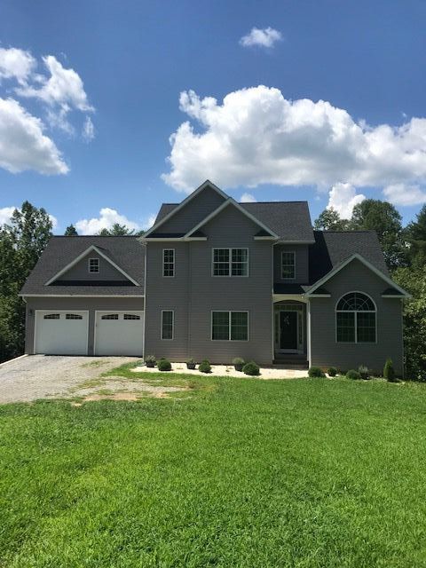Large Gray Home — Rocky Mount, VA — Lozeau Construction Inc