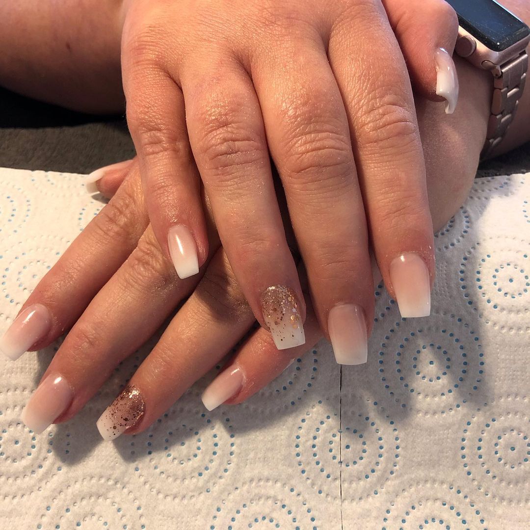 french manicure acrylic nails
