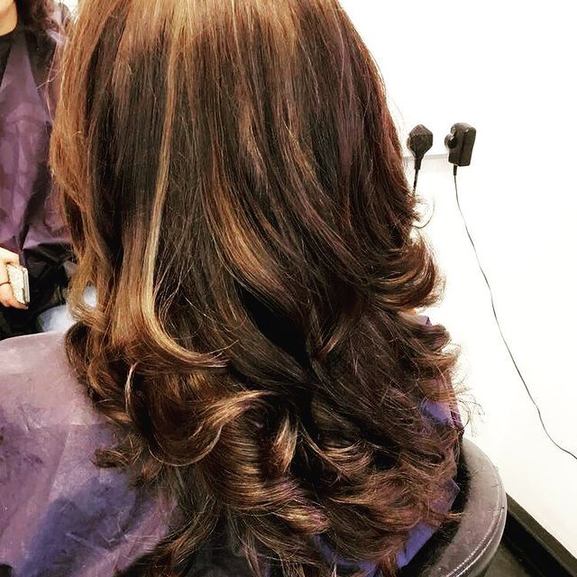 brown hair blonde balayage