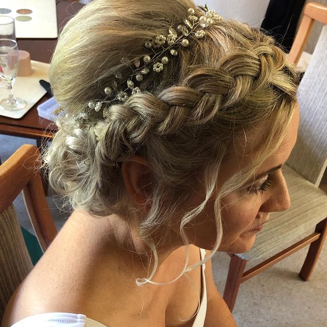 wedding up do