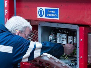Deebridge Electrical Engineers - Onsite Services Deebridge Electrical Engineers - Onsite Services