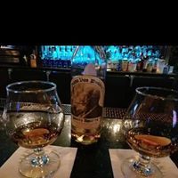 Stray Cat Lounge Pappy Van Winkle
