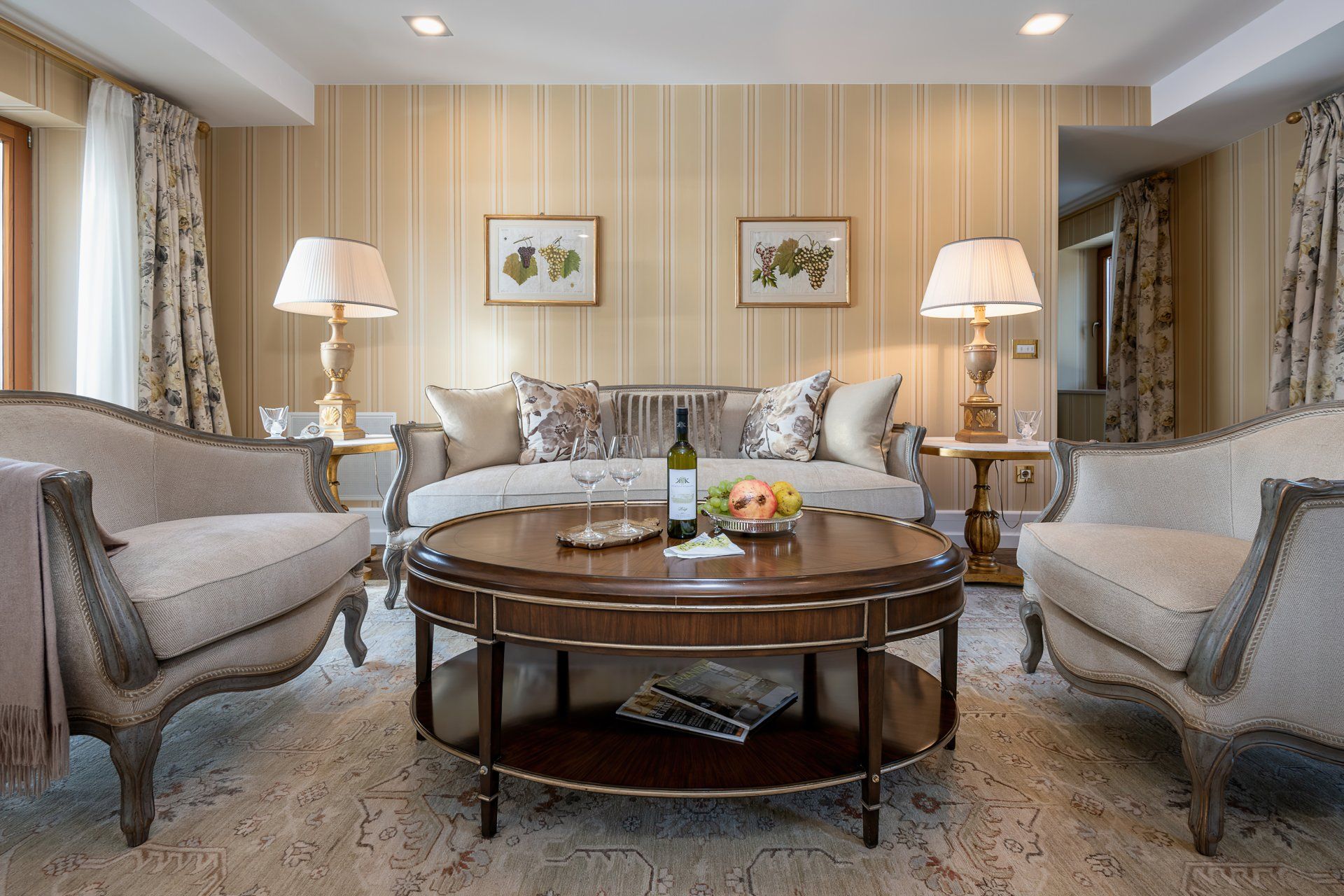 Villa Korta Katarina Suite 302: Golden Light and Gracious Living