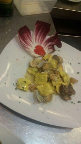 pasta ripiena con vongole