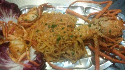 spaghetti con sugo di crostacei
