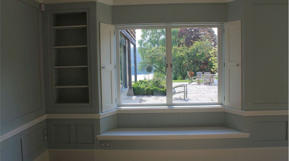 ELEGANT BESPOKE JOINERY