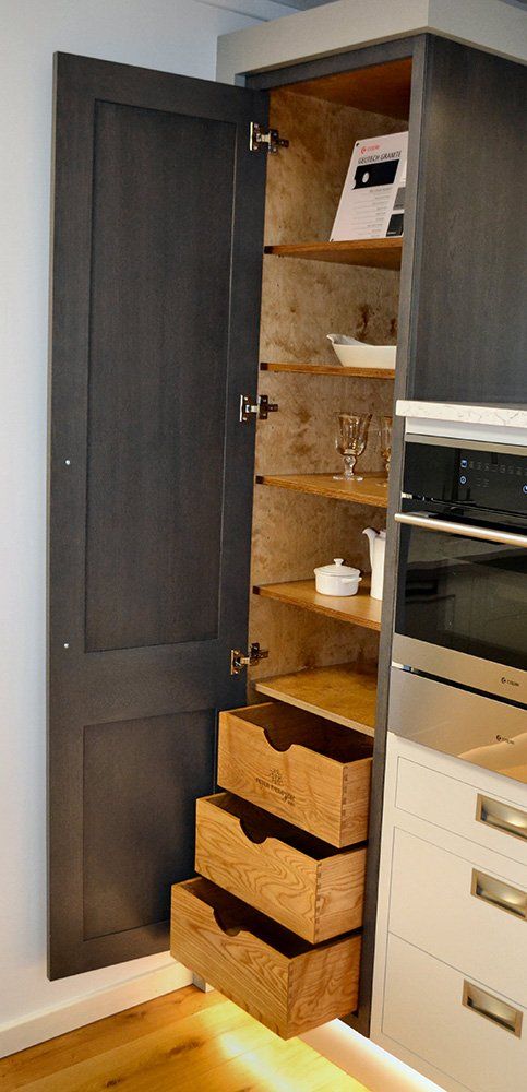 Sutton larder