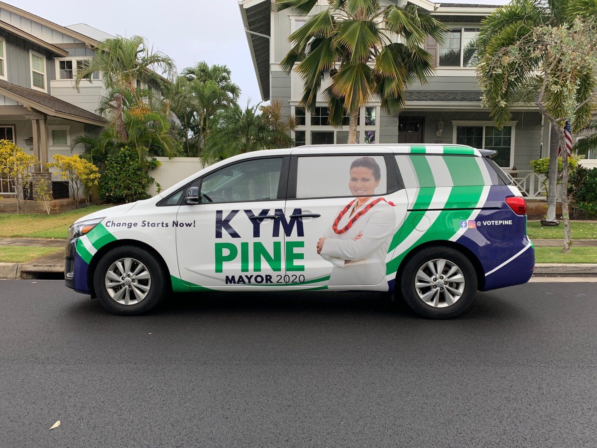 mini van vehicle graphics